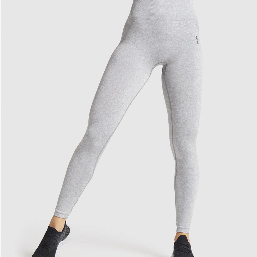 grey gymshark leggings